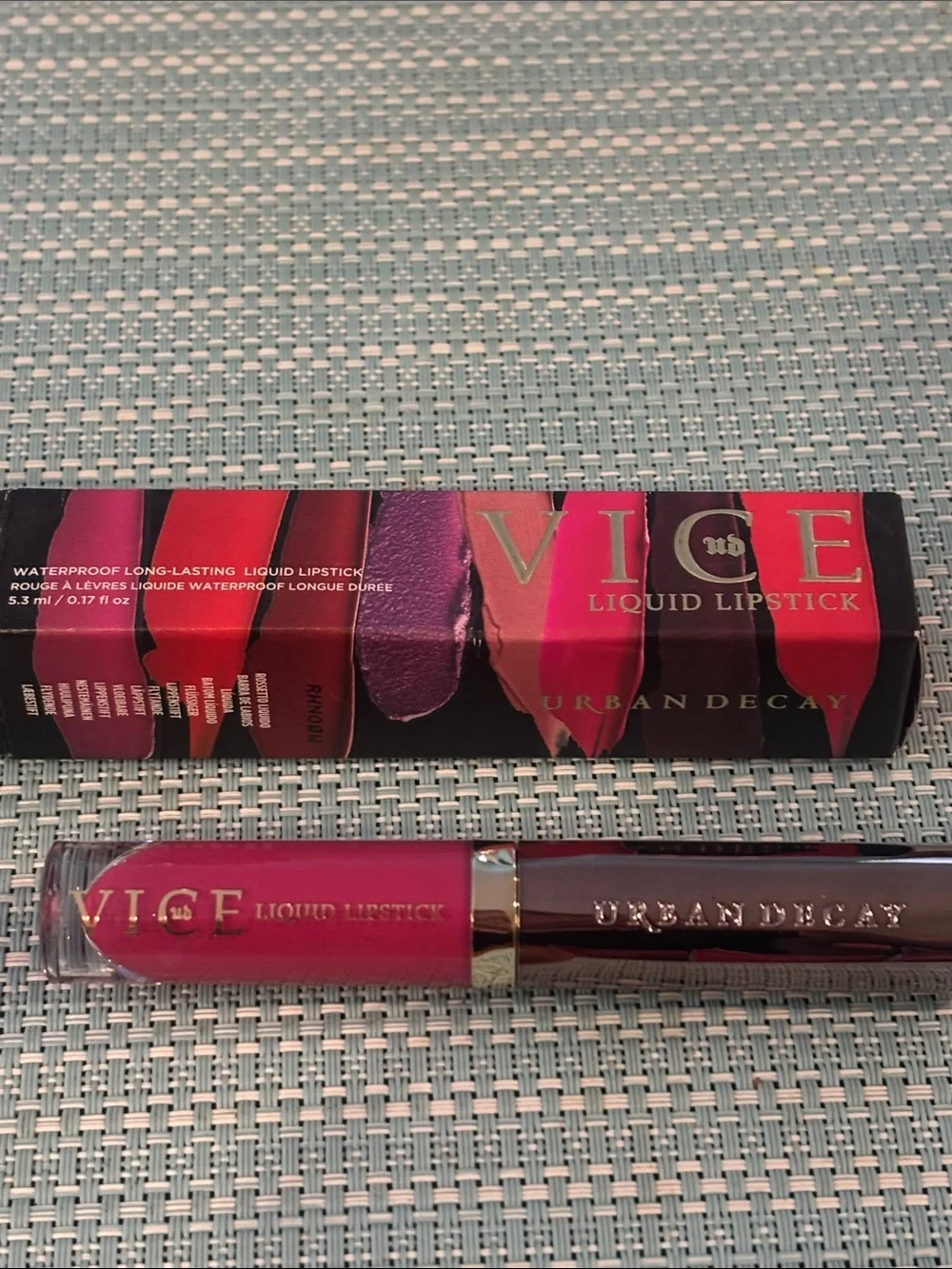 Urban Decay- Vice Liquid Lipstick “Menace” NWT